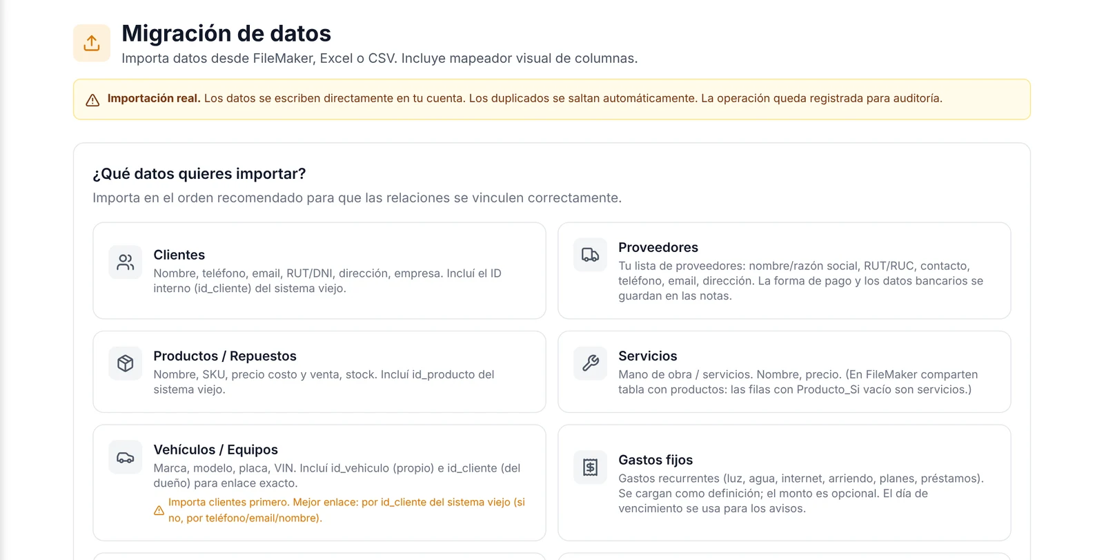 Pantalla Migración de datos con las tarjetas Clientes, Proveedores, Productos, Servicios, Vehículos y Gastos fijos