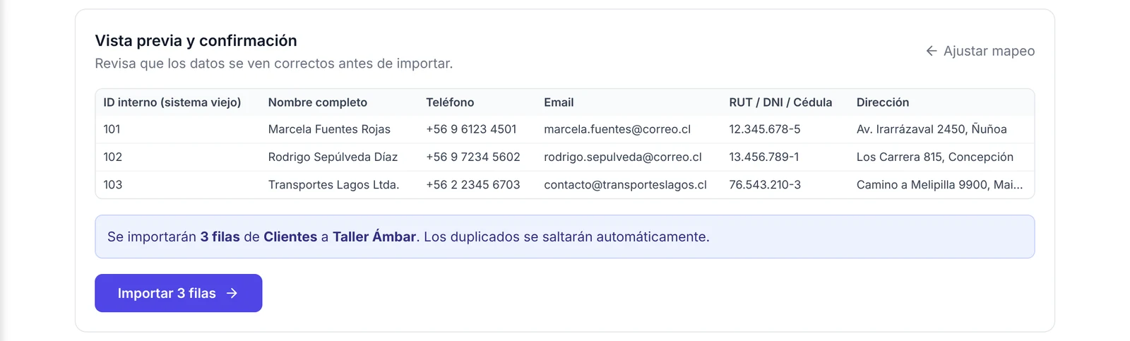 Paso Vista previa y confirmación con tres clientes de ejemplo y el botón Importar 3 filas
