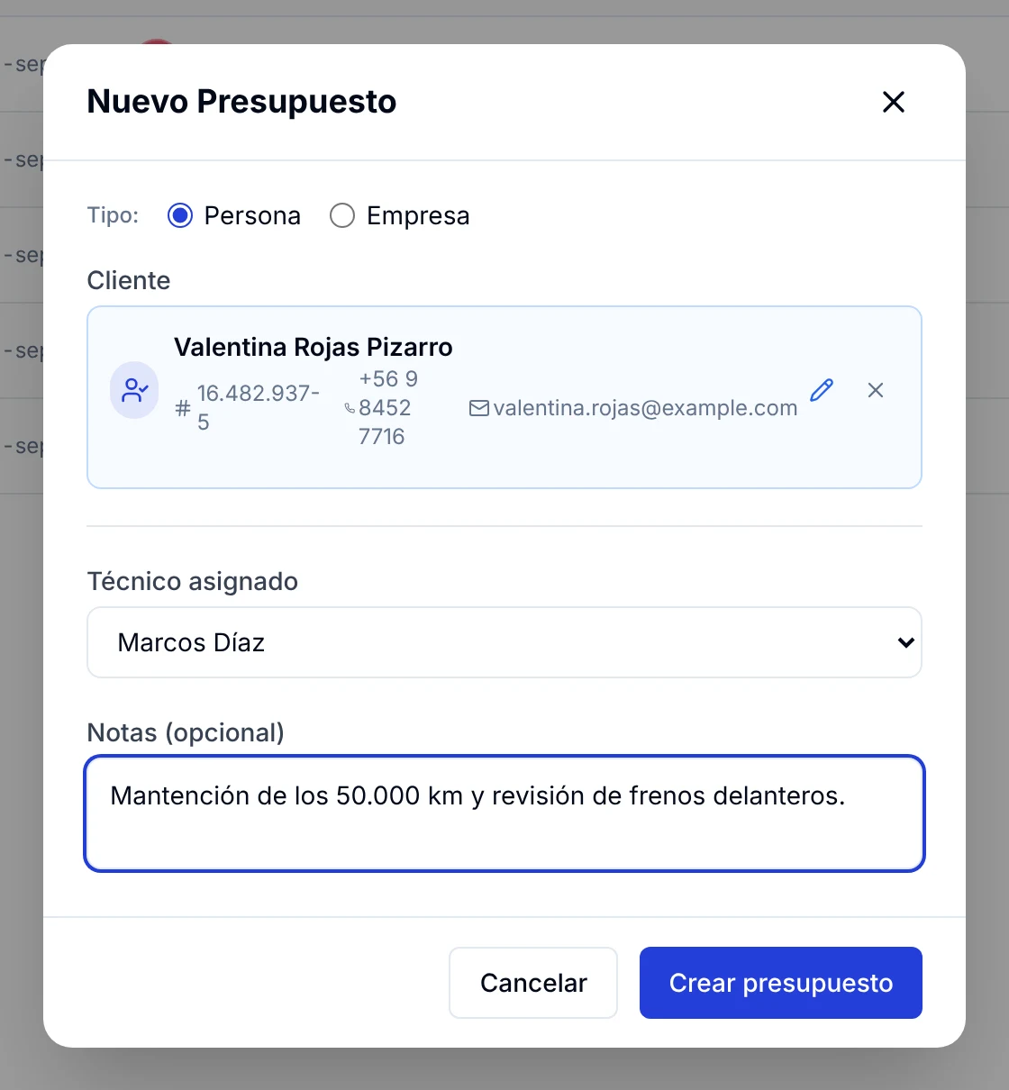 Ventana Nuevo Presupuesto con el cliente seleccionado, el técnico asignado y las notas
