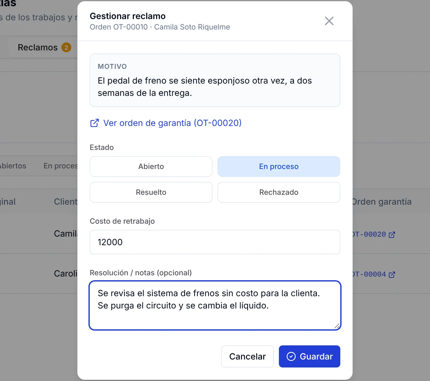 Ventana Gestionar reclamo con el estado En proceso, costo de retrabajo de 12000 y una nota de resolución