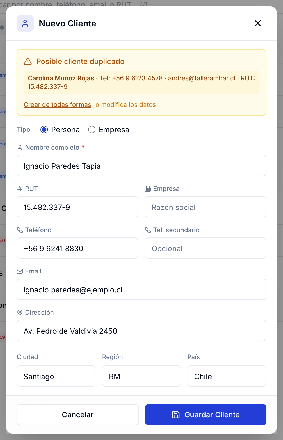 Aviso amarillo de posible cliente duplicado dentro del formulario Nuevo Cliente