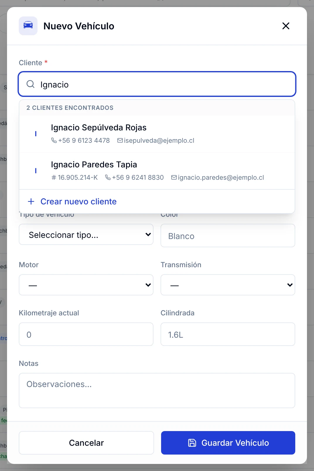 Ventana Nuevo Vehículo buscando al cliente dueño, con la opción Crear nuevo cliente